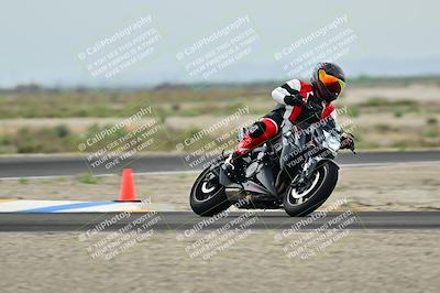 media/Apr-18-2025-TrackDaz (Fri) [[45f5874c44]]/C Group/Session 1 (Turn 7)/